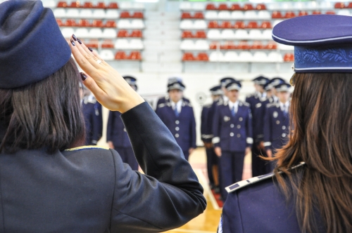 Poliţişti premiaţi de Ziua Poliţiei Române