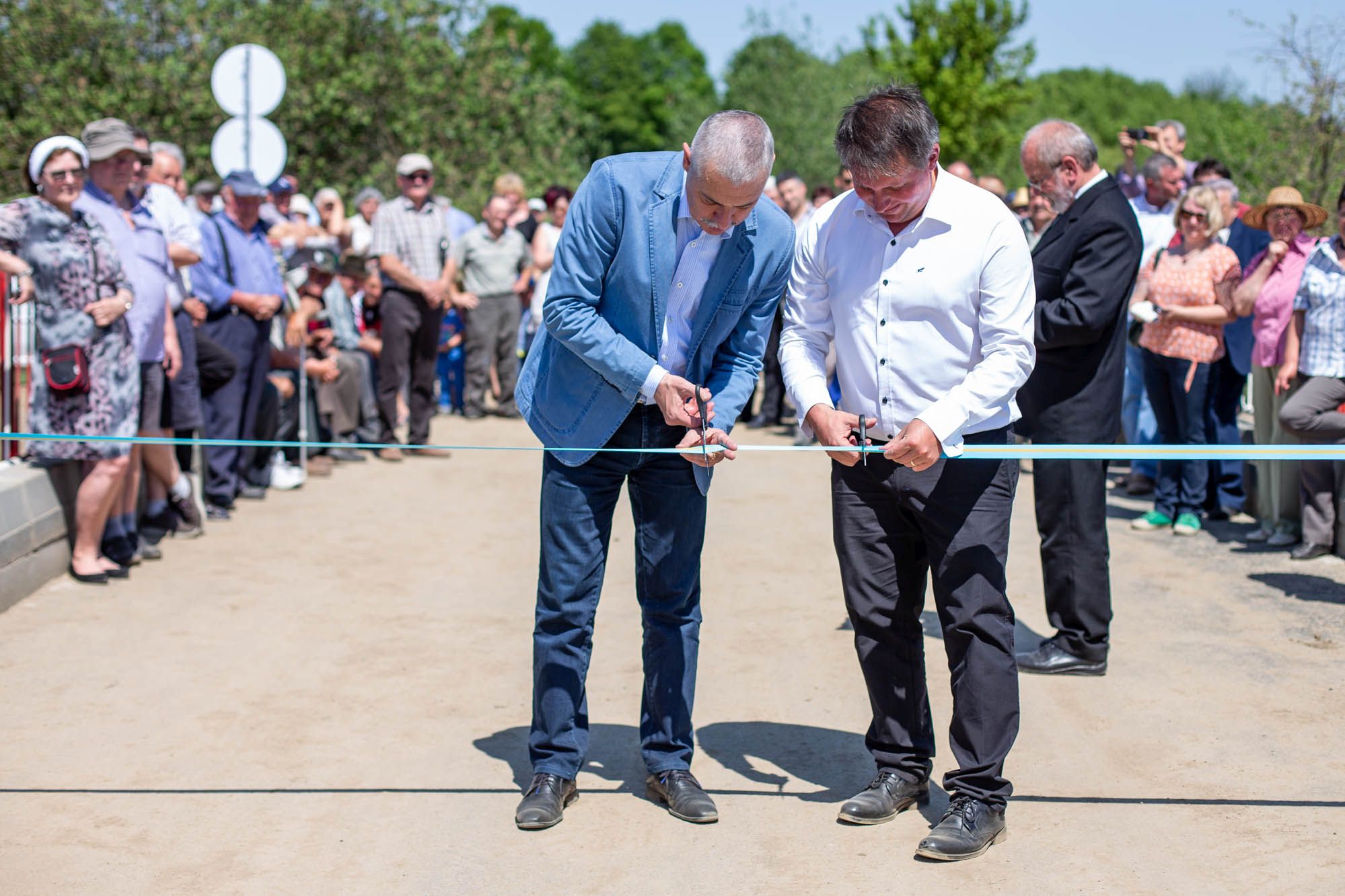 Împreună pentru cauze bune – inaugurarea podului reconstruit de la Brateş