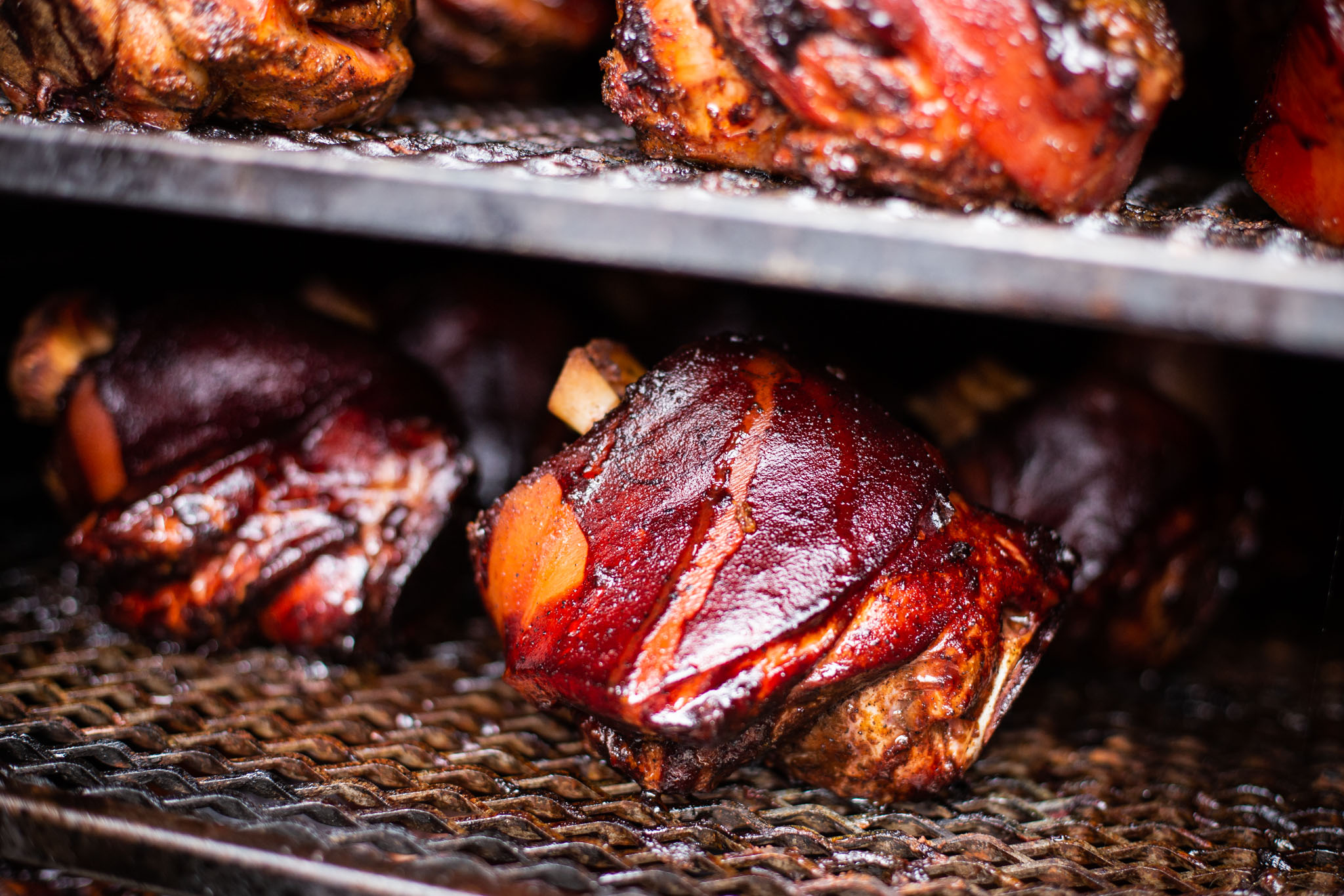 Közösségi élményt nyújtó barbecue - Felkészültek a csapatok a Transylvanian BBQ Festival-ra